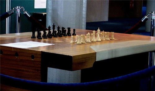 Fischer Spassky Chess Pieces - www.